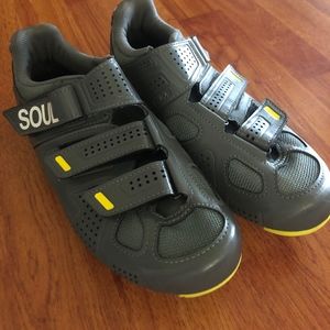 SOULCYCLE Original Cycling Shoes Size 8